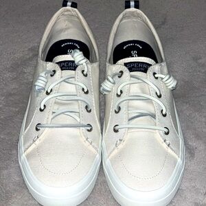 Sperry Women’s sneakers